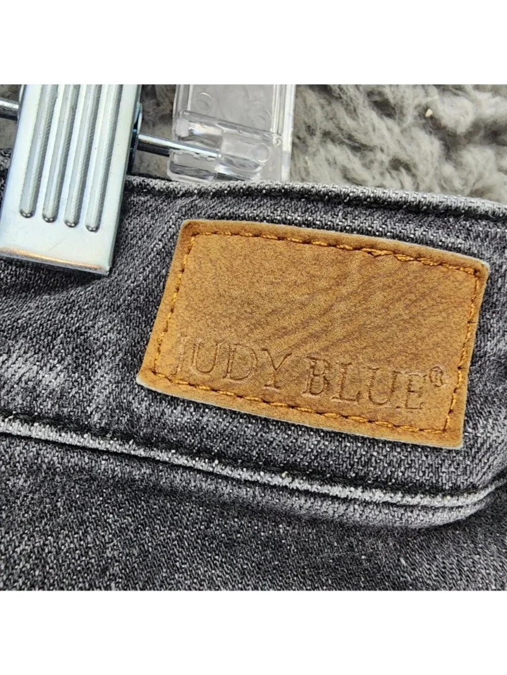 Judy Blue Jeans Womens 22W Gray Skinny Fit Button Fly Stretch Denim *Read*